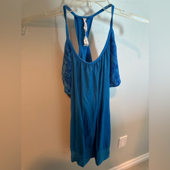 lululemon workout top size 10 - Picture 1 of 2